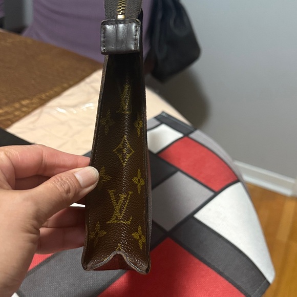 Authentic Vintage Louis Vuitton Monogram Canvas Pouch in Brown and Gold Print - Picture 5 of 11